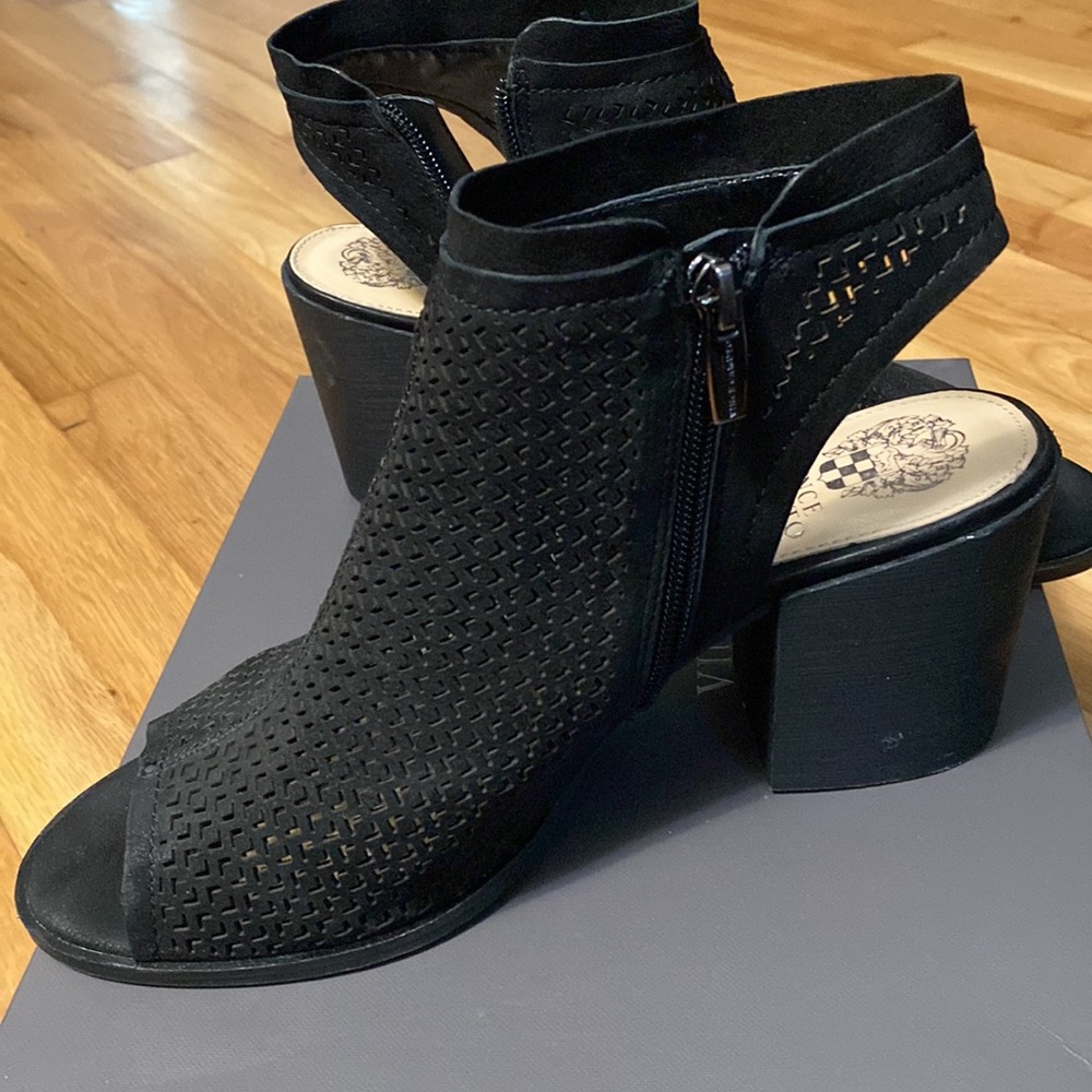 Vince Camuto Lidie Cutout Bootie chunky heel Sandal size 10 - Picture 6 of 7